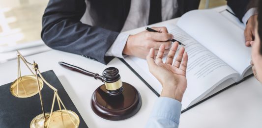 מתי רשאים לתבוע את ביטוח לאומי או חברת הביטוח?